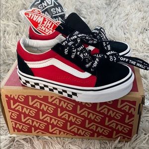 Brand New Black & White size 11C